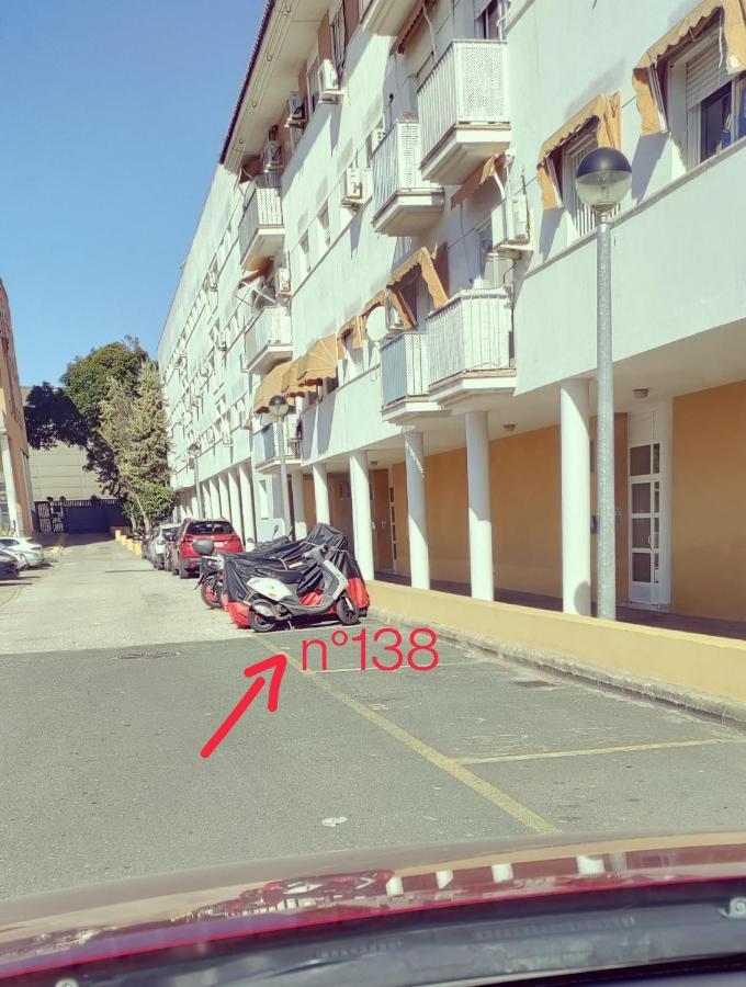 Puerta Bahia, Parking Privado, Desayuno De Cortesia Jerez de la Frontera Exterior foto